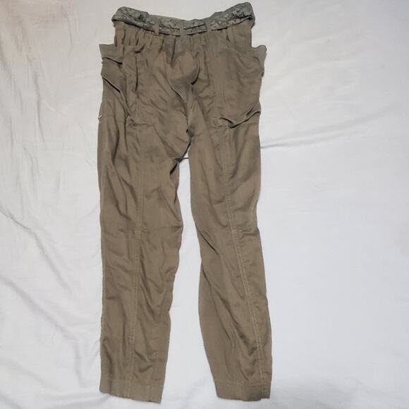 Hang Ten Capris Army Green size 7 - Picture 2 of 3